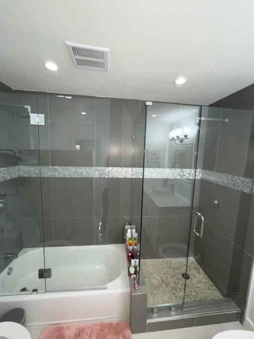 Casa vacanze Modern Oversized 3 Bedroom In Location Miami